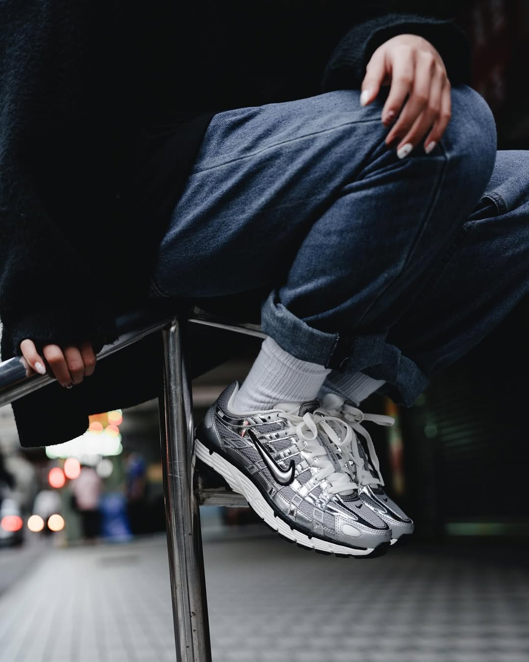 NIKE P 6000 METALLIC SILVER