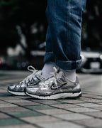 NIKE P 6000 METALLIC SILVER