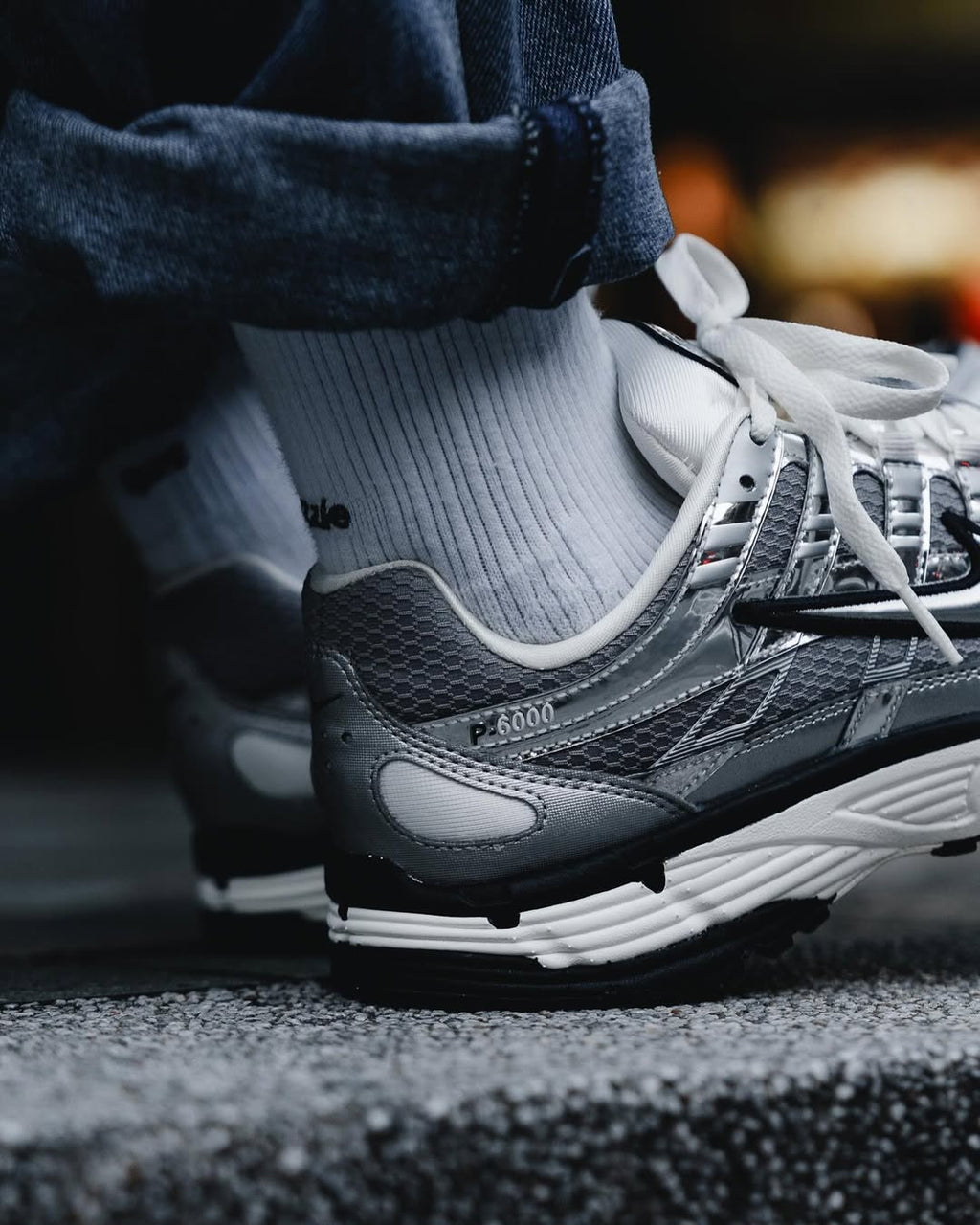 NIKE P 6000 METALLIC SILVER