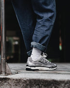 NIKE P 6000 METALLIC SILVER