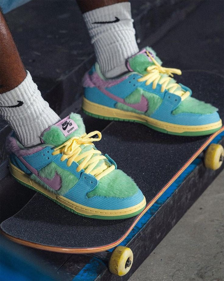 NIKE SB DUNK LOW X VERDY VISTY