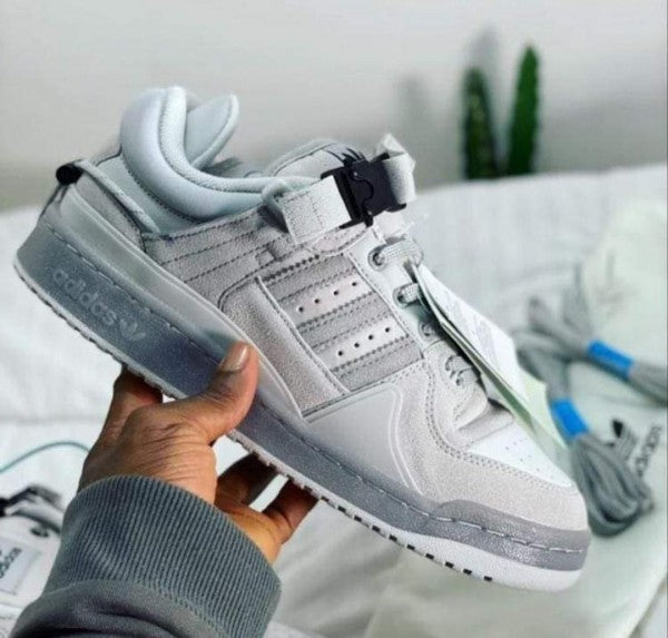 ADIDAS BAD BUNNY FORUM BUCKLE LOW GREY