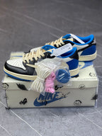 JORDAN 1 LOW FRAGMENT DESIGN X TRAVIS SCOTT U.A