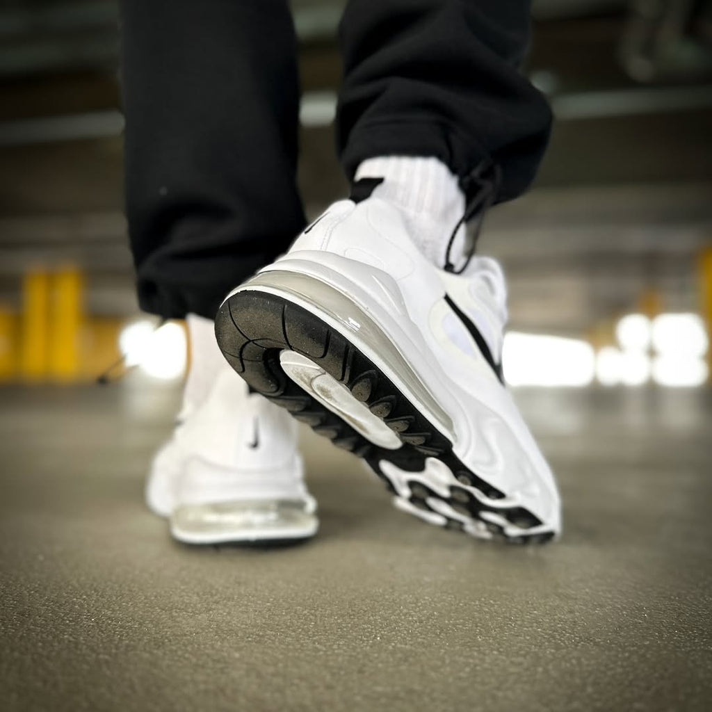 NIKE AIRMAX 270 REACT WHITE