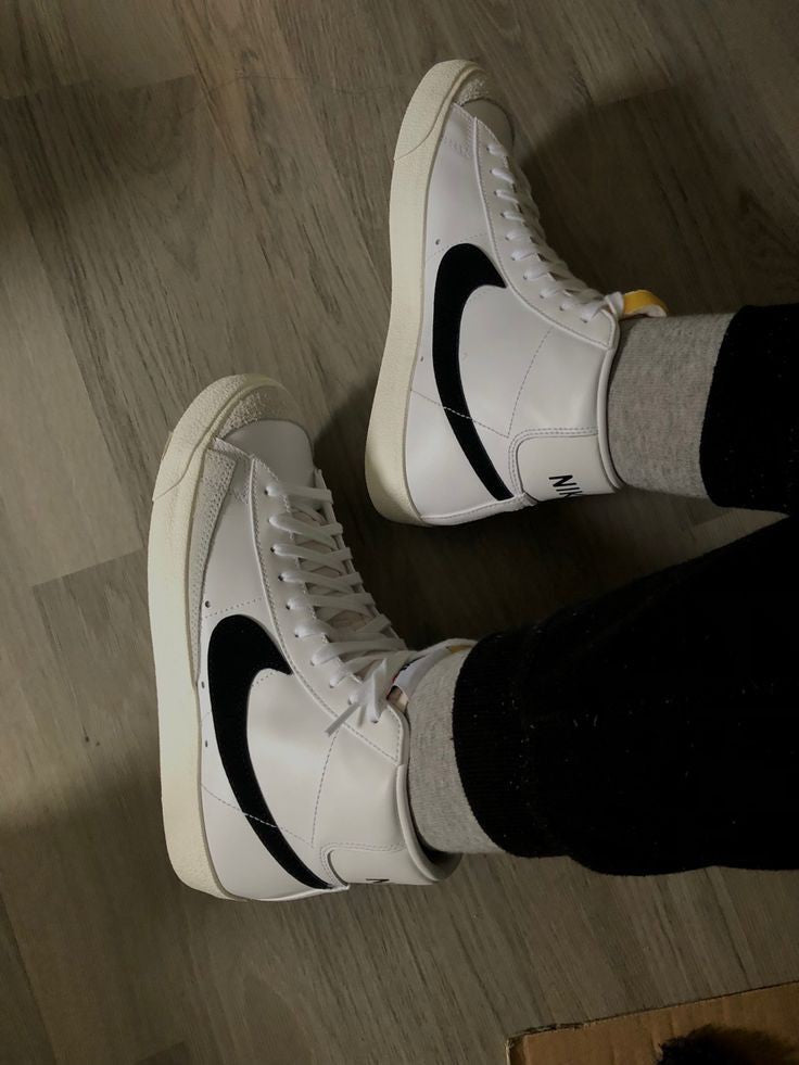 NIKE BLAZER HIGH VINTAGE 77