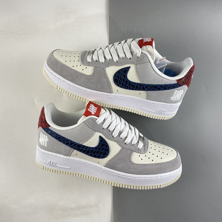 NIKE AIRFORCE 1 X UNDEFEATED ON IT