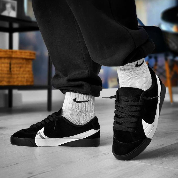 NIKE BLAZER CITY LOW BLACK WHITE
