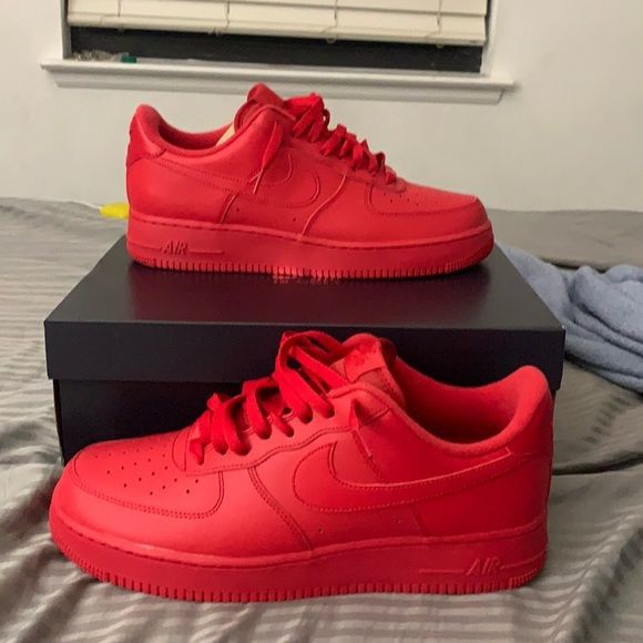 NIKE AIRFORCE 1 FULL RED