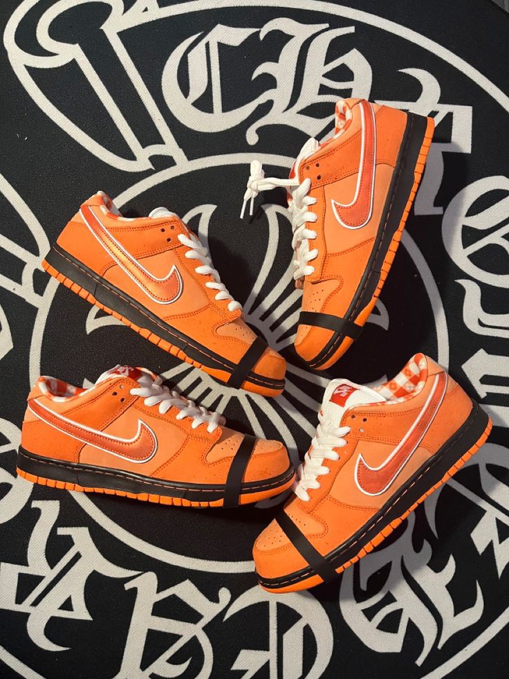NIKE SB DUNK LOW LOBSTER ORANGE