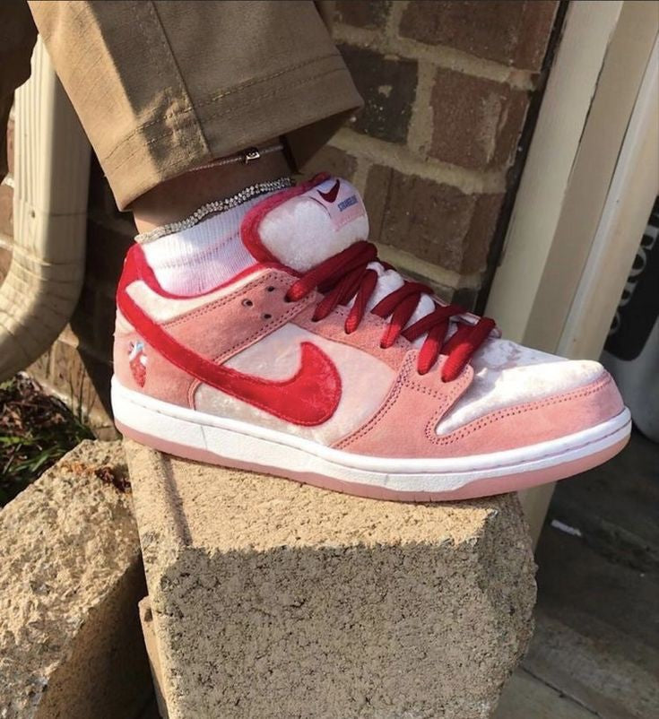 NIKE DB DUNK LOW STRANGE LOVE U.A QUALITY