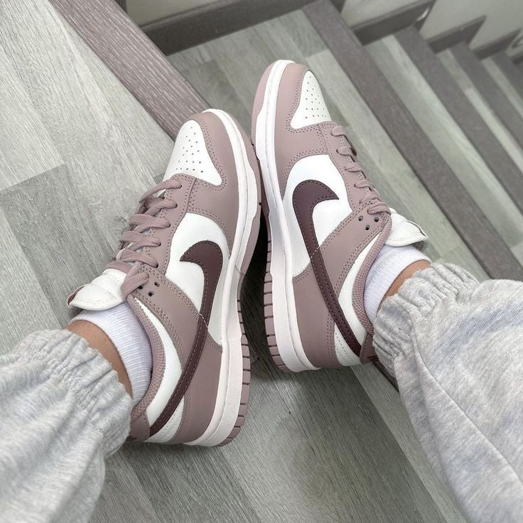 NIKE SB DUNK LOW DIFFUSED TAUPE