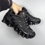 NIKE  AIRMAX SHOX TL TRIPPLE BLACK