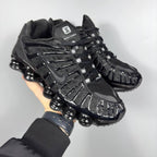NIKE  AIRMAX SHOX TL TRIPPLE BLACK
