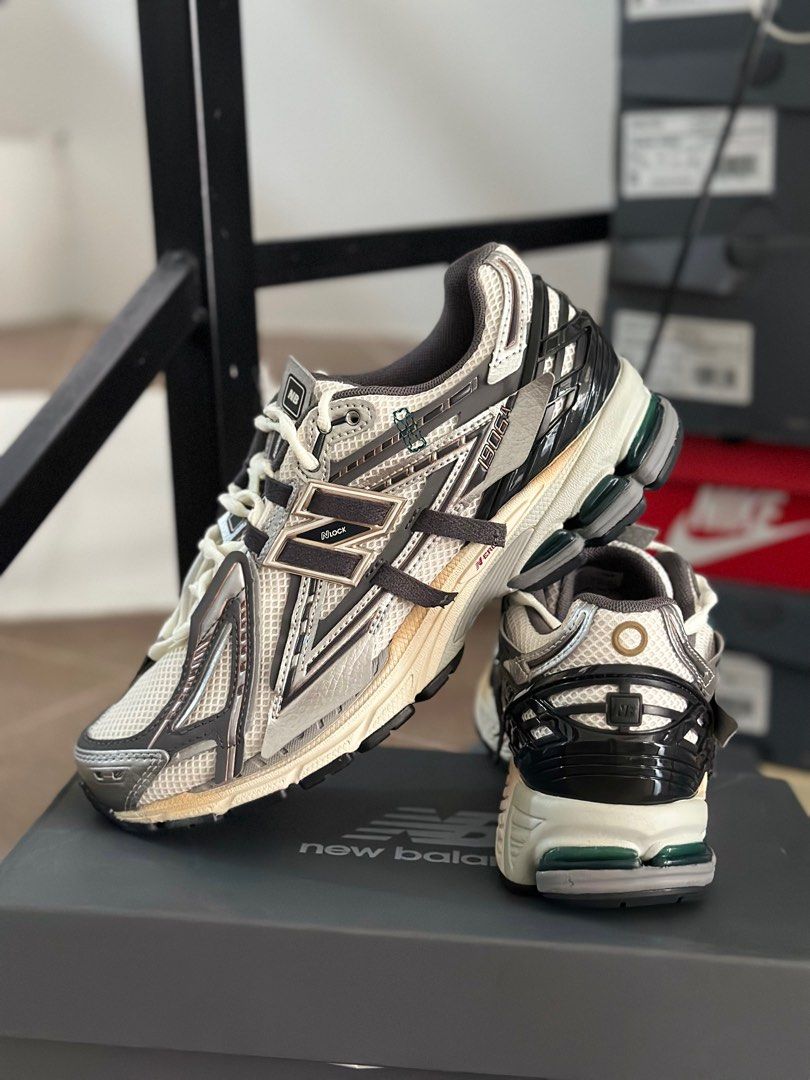 NEW BALANCE 1906A REFINED FUTURE