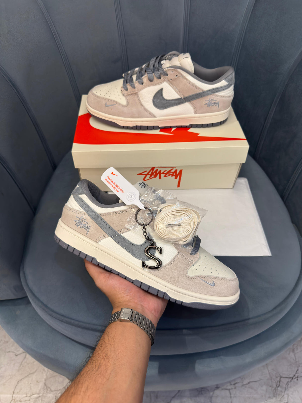 NIKE SB DUNK STUSSY WHITE CARBON BEIGE