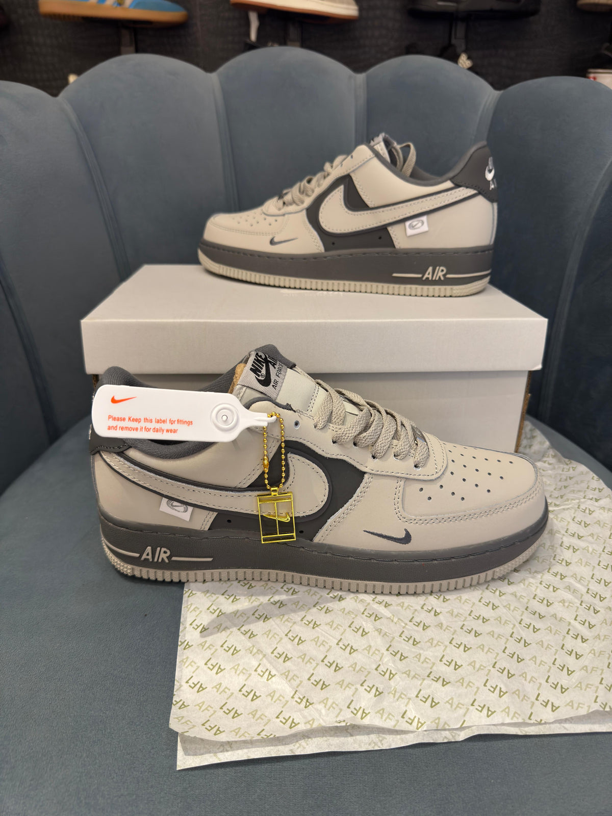 NIKE AIRFORCE 1 EPIC GREY