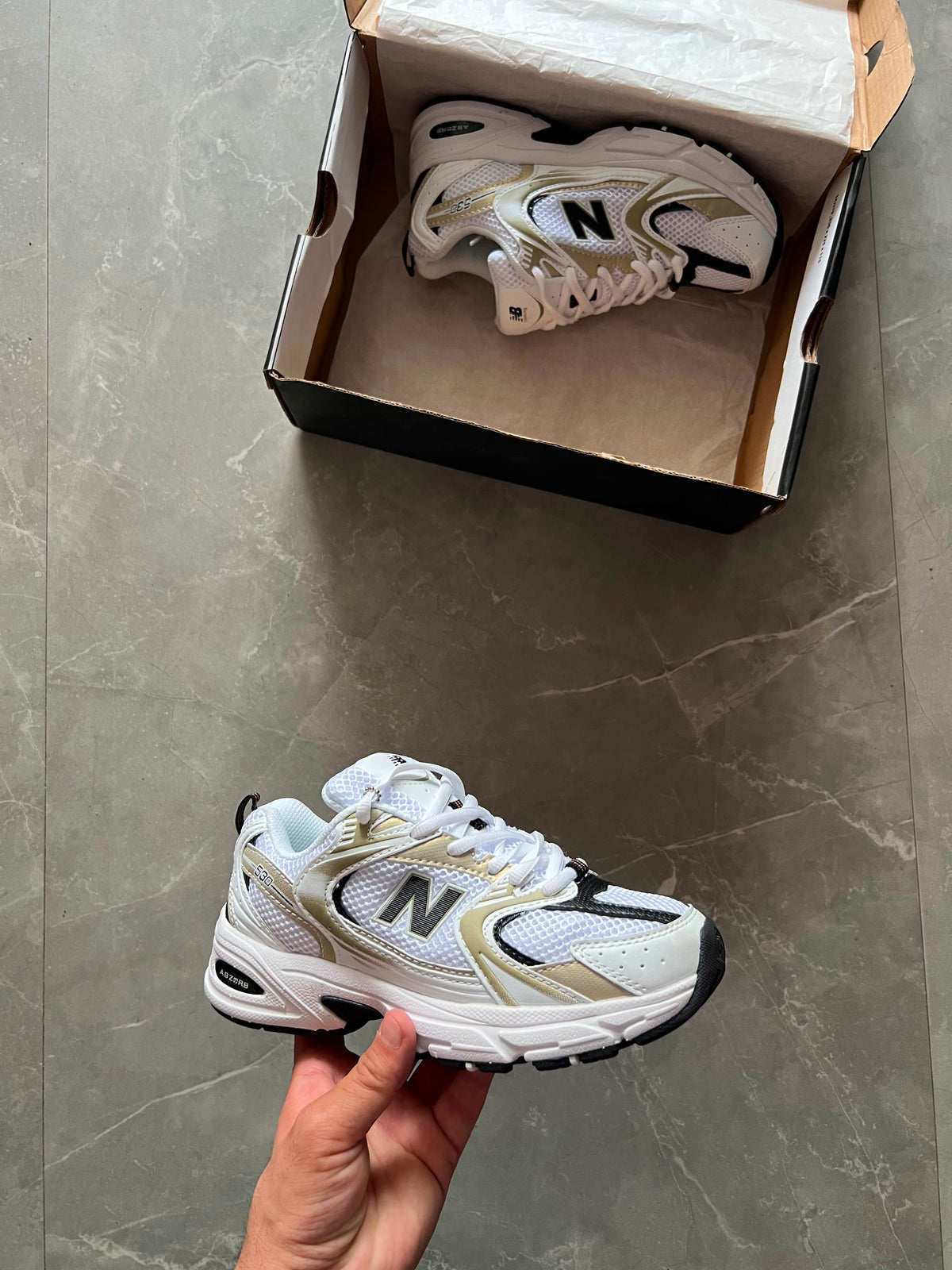NEW BALANCE 530