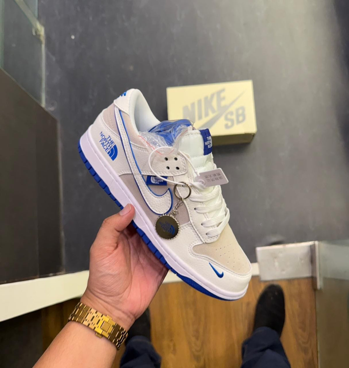 NIKE SB DUNK NORTH FACE WHITE BLUE