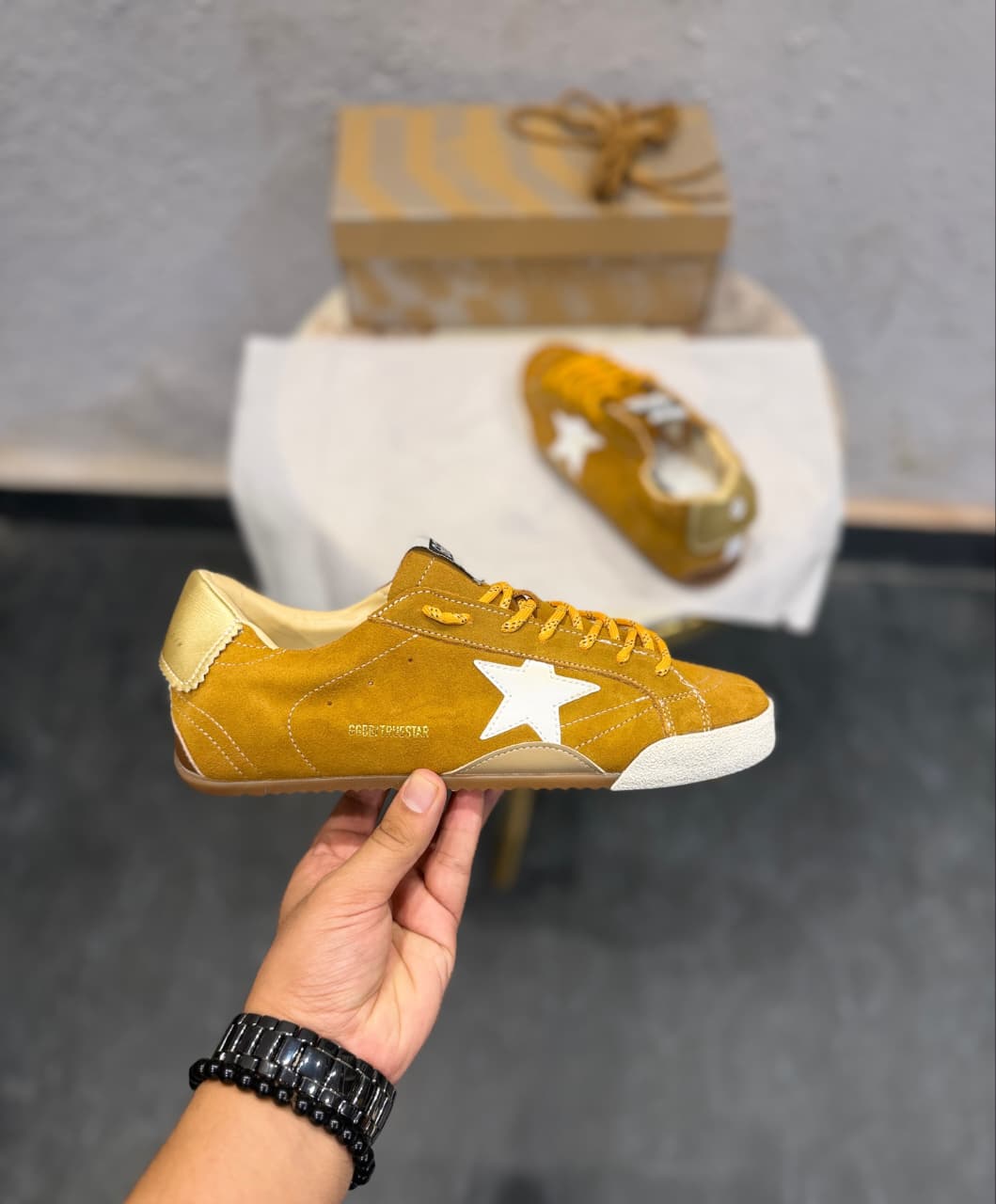 GOLDEN GOOSE TRUE STAR