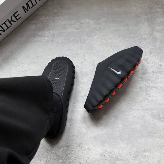 NIKE MID 0001 SLIDE