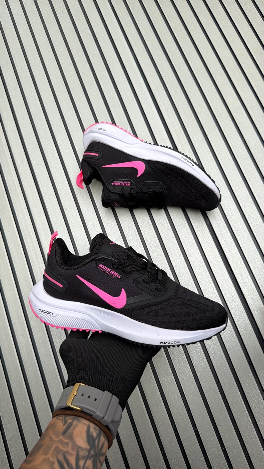 NIKE ZOOM WATER SHELL