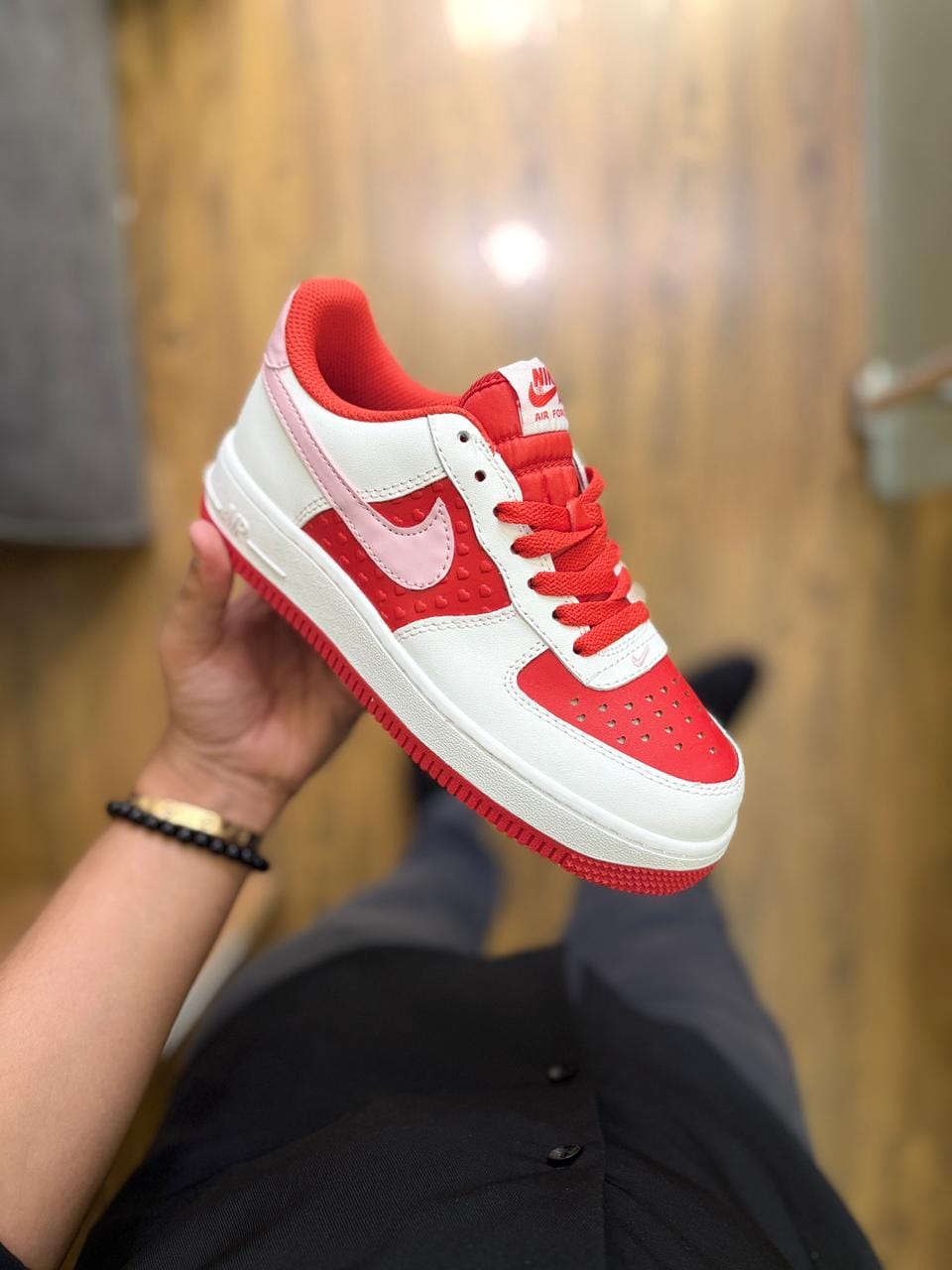 NIKE AIRFORCE ONE VALENTINE 2024