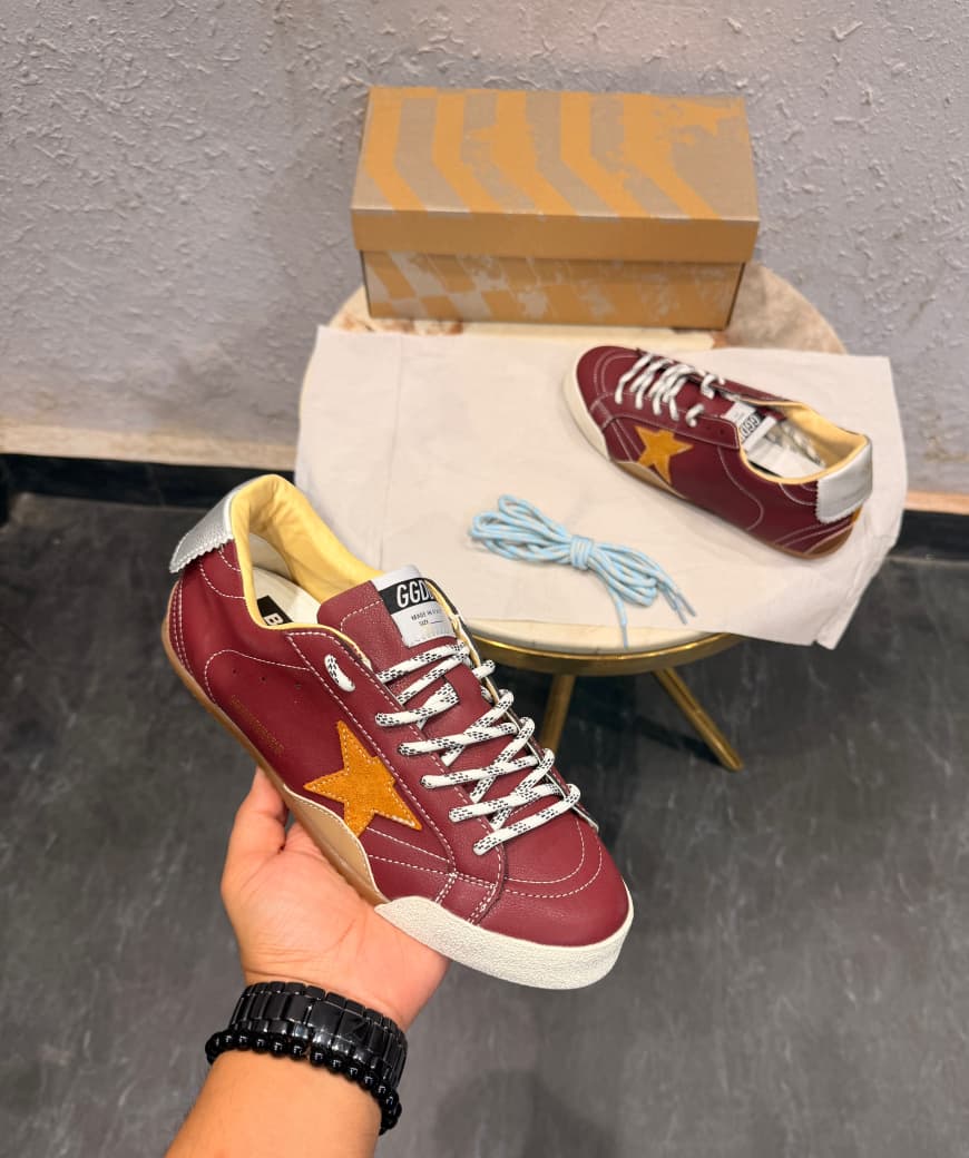 GOLDEN GOOSE TRUE STAR RED