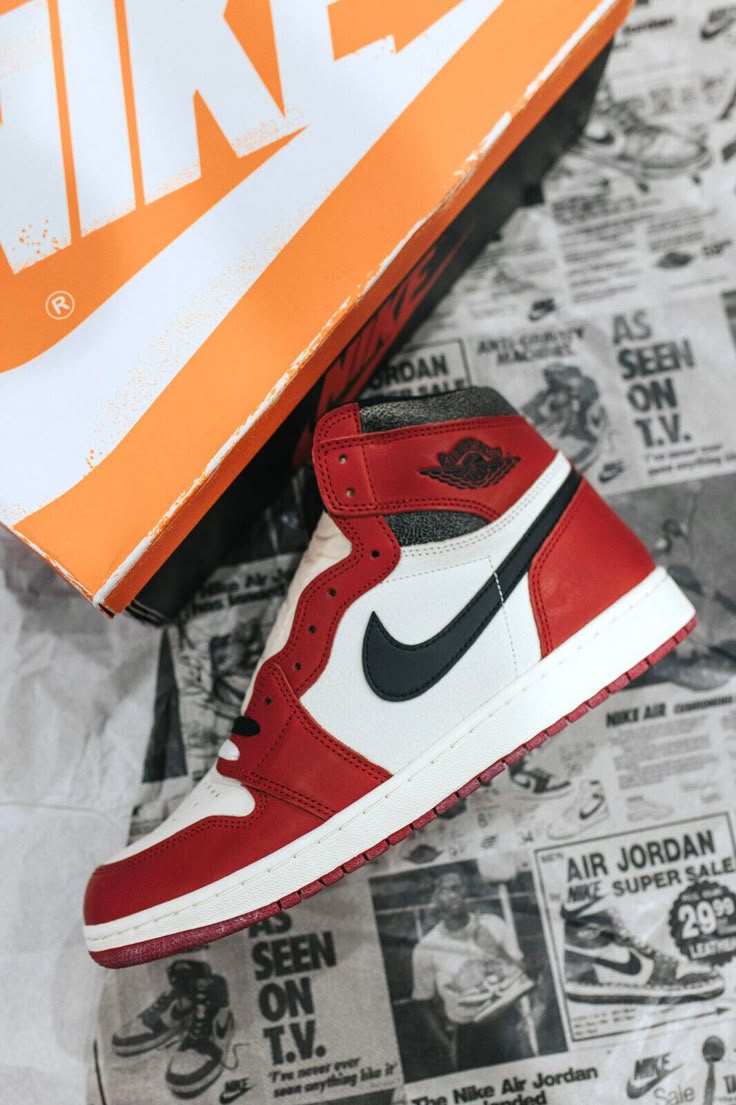 AIR JORDAN 1 HIGH LOST & FOUND U.A