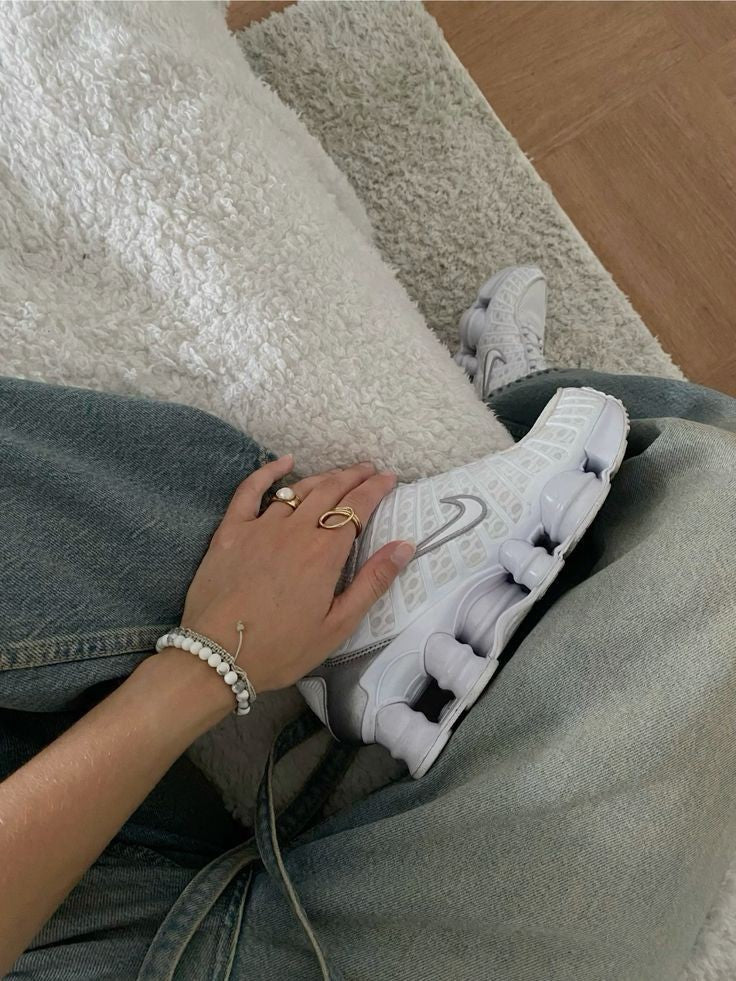 NIKE SHOX TL WHITE / METALLIC SILVER