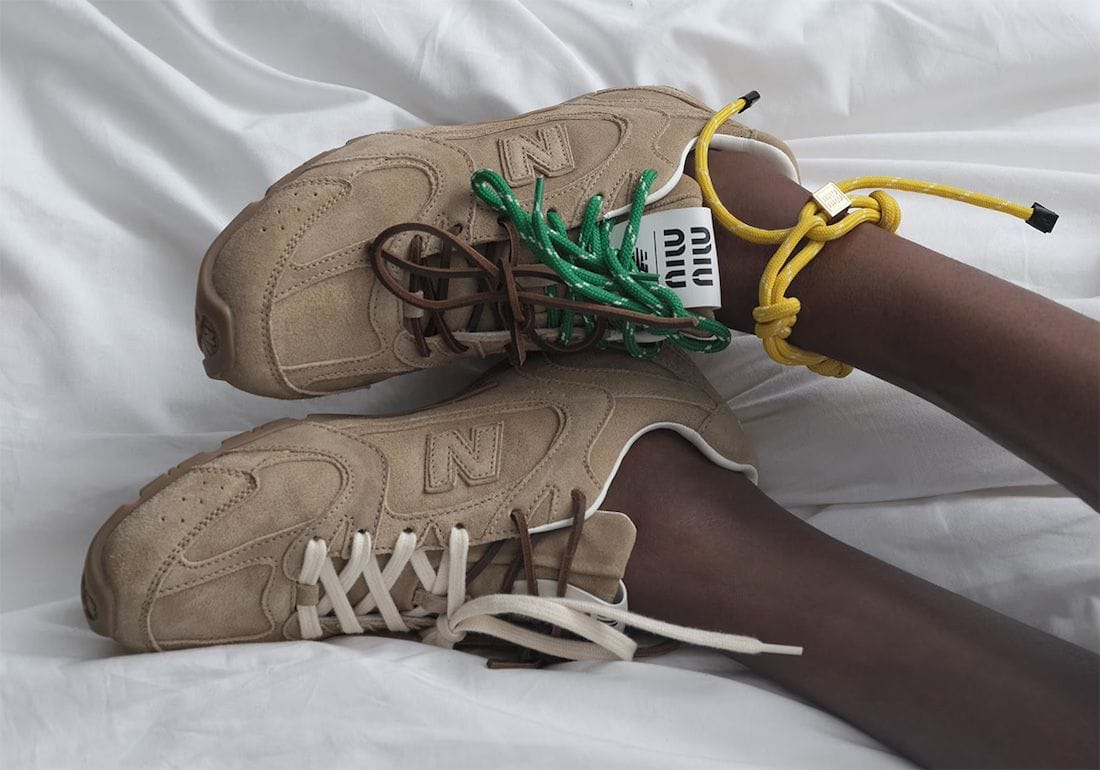 NEW BALANCE 530 X MIU MIU ECRU