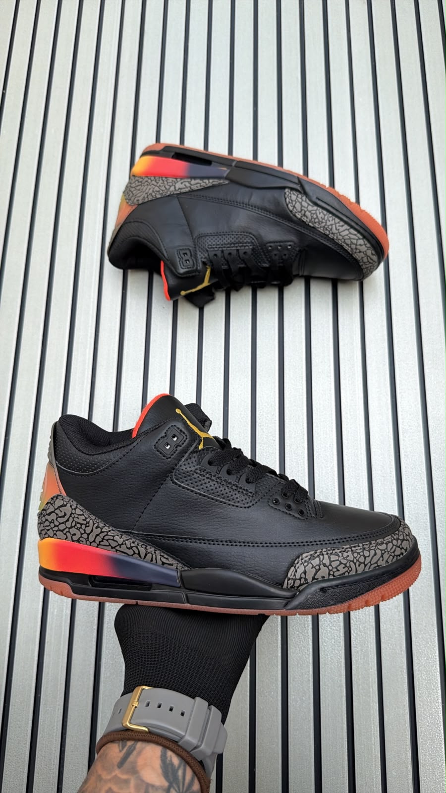 JORDAN  RETRO 3 BALVIN