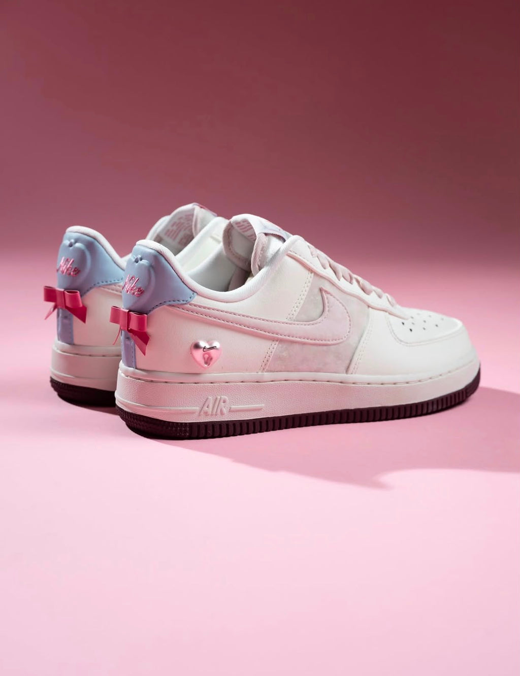 NIKE AIRFORCE 1 LOW VALENTINE DAY 2026