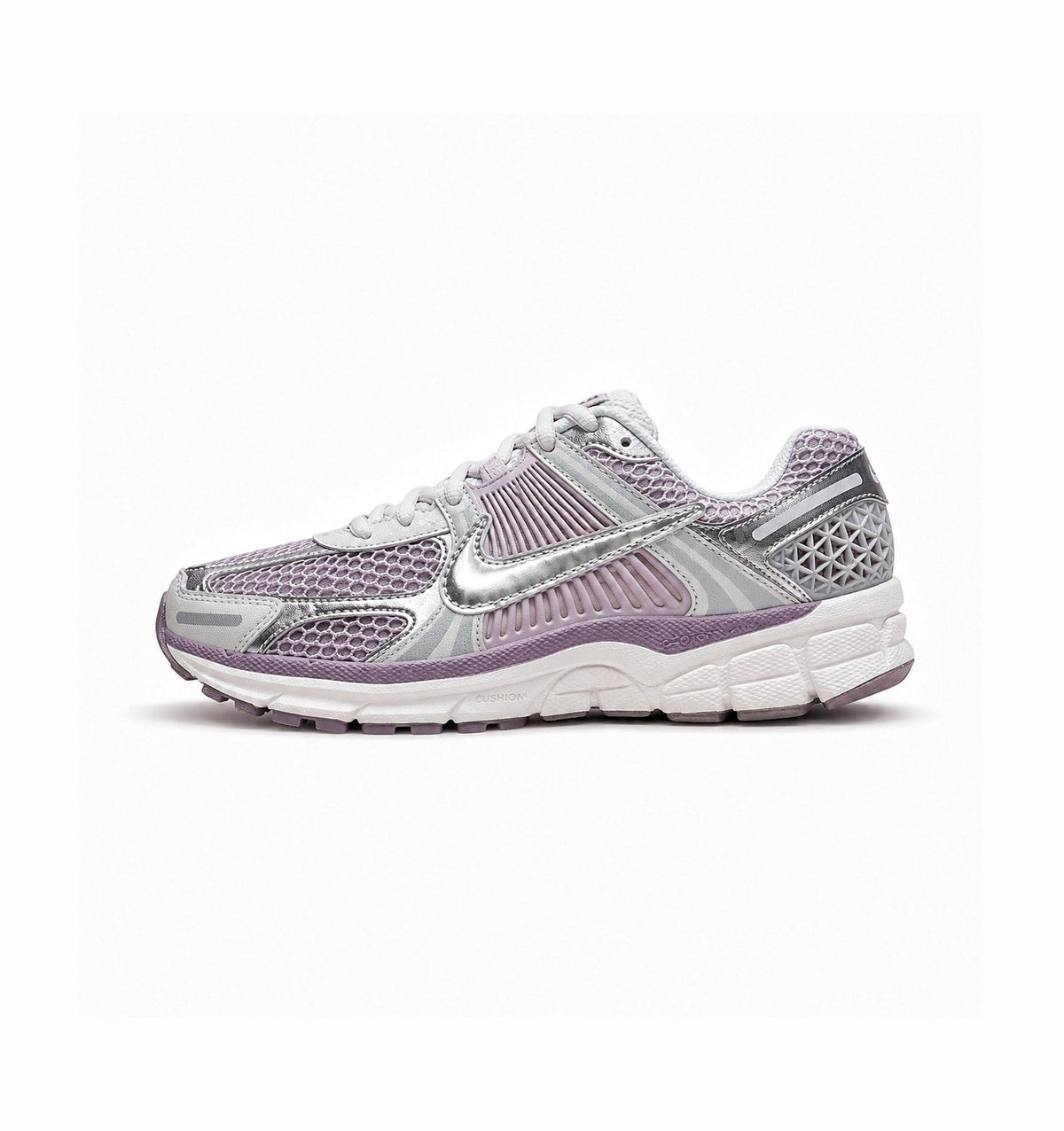 NIKE ZOOM VOMERO 5