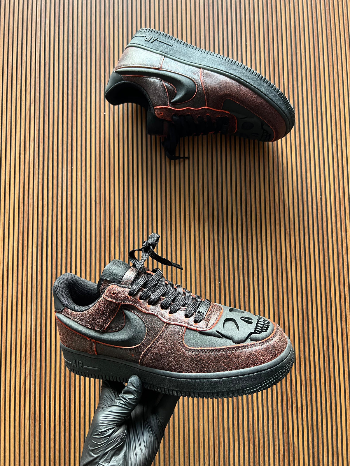 NIKE AIRFORCE 1 HELLOWEEN