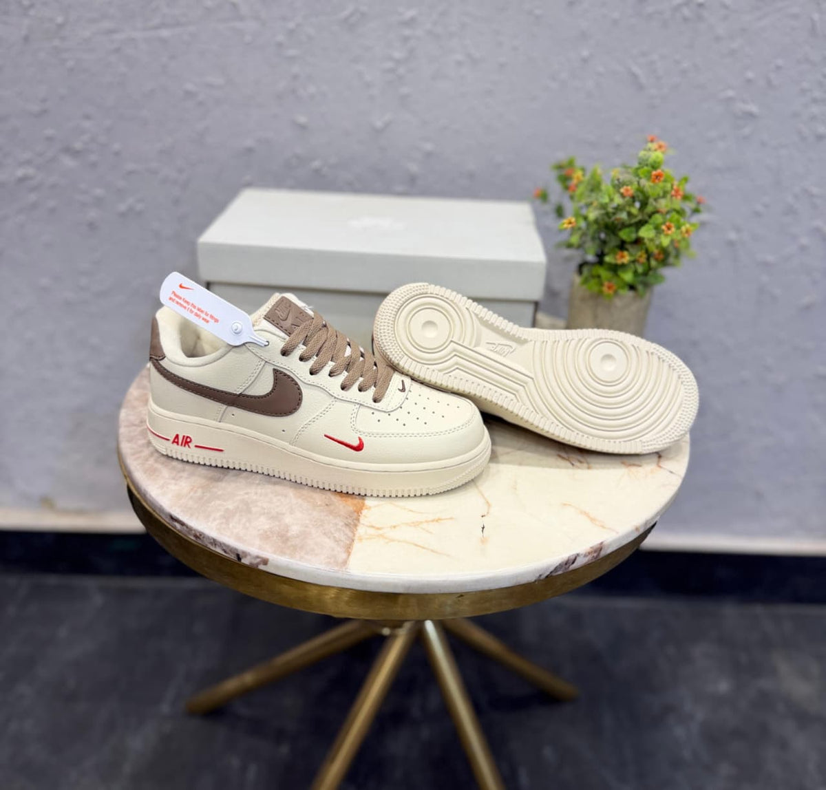 NIKE AIRFORCE ONE BROWN SWOOSH