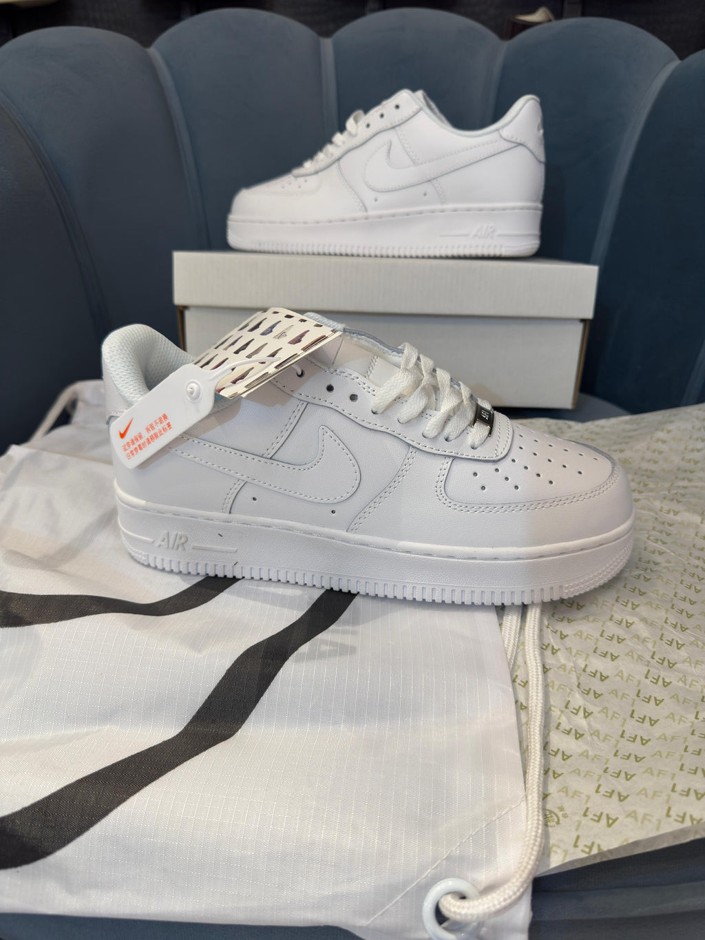 NIKE AIRFORCE 1 TRIPPLE WHITE U.A QUALITY