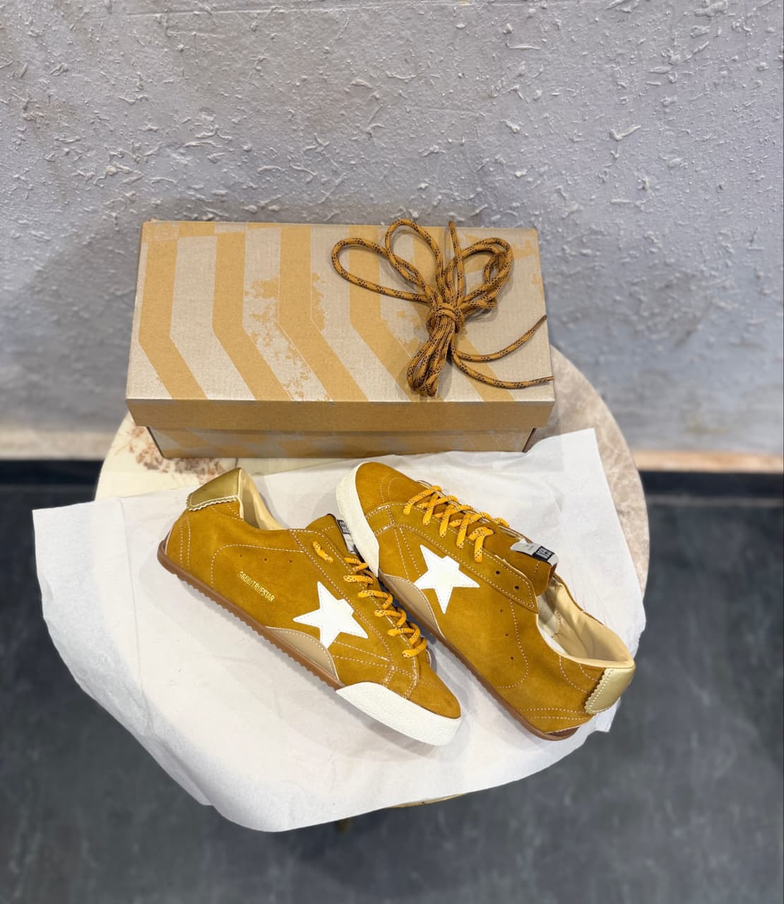 GOLDEN GOOSE TRUE STAR