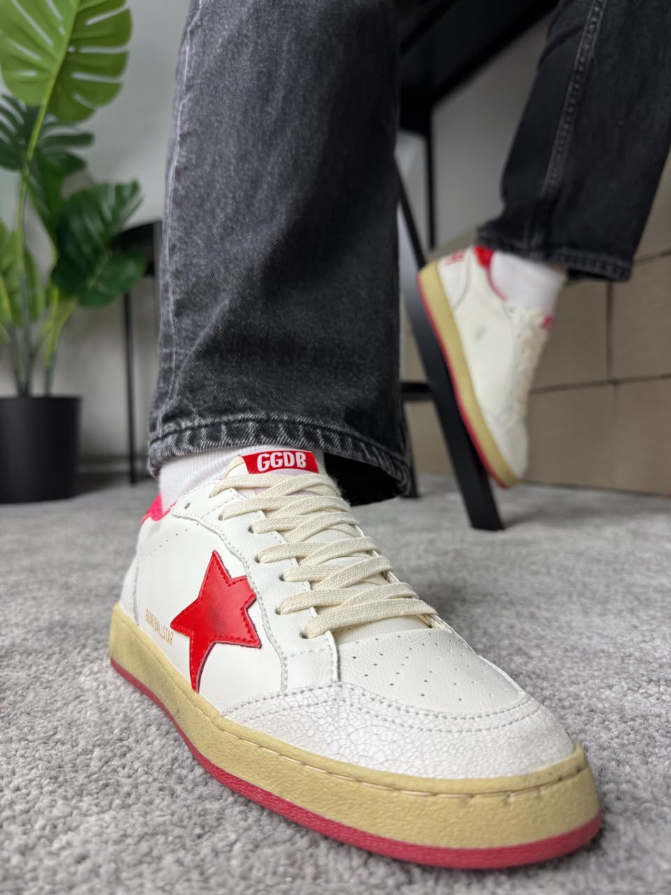 GOLDEN GOOSE BALL STAR WHITE RED SNEAKER