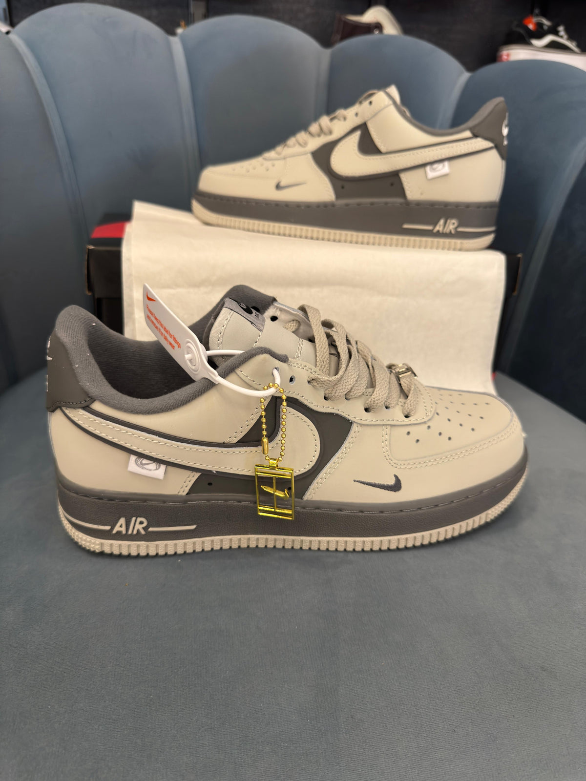 NIKE AIRFORCE 1 EPIC GREY