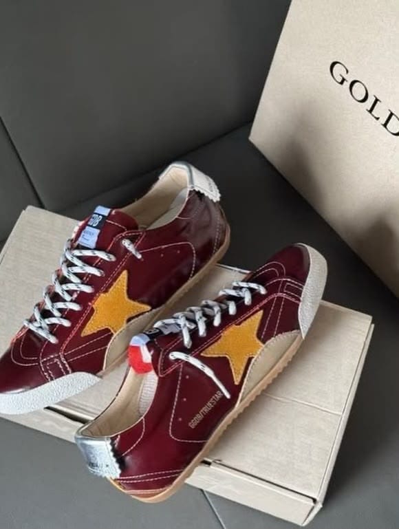 GOLDEN GOOSE TRUE STAR RED