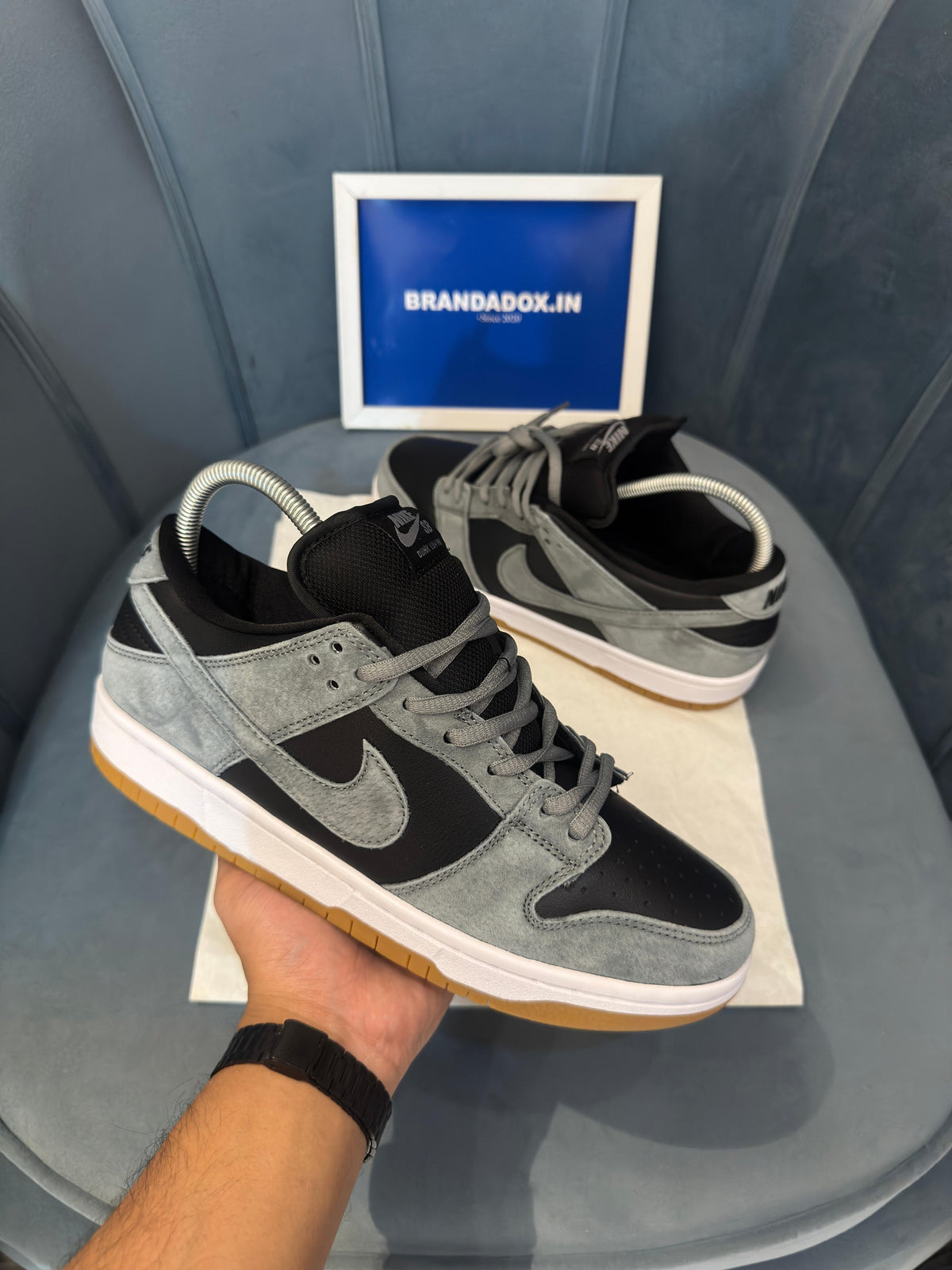 NIKE SB DUNK LOW SMOKE GRAY