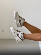 NIKE AIRFORCE ONE BROWN SWOOSH