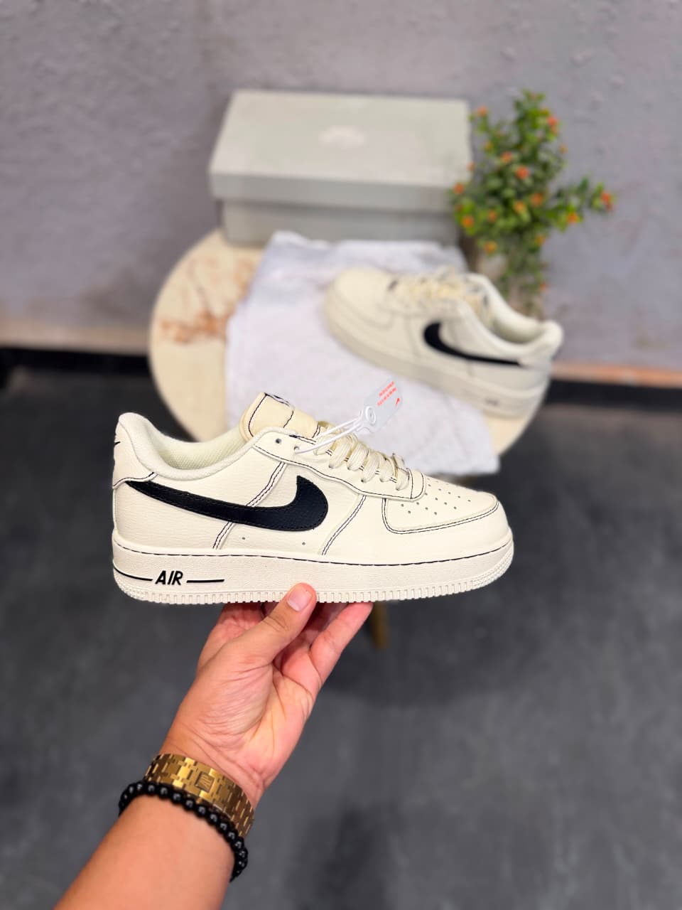 NIKE AIRFORCE ONE KHAKI ESSENTIAL