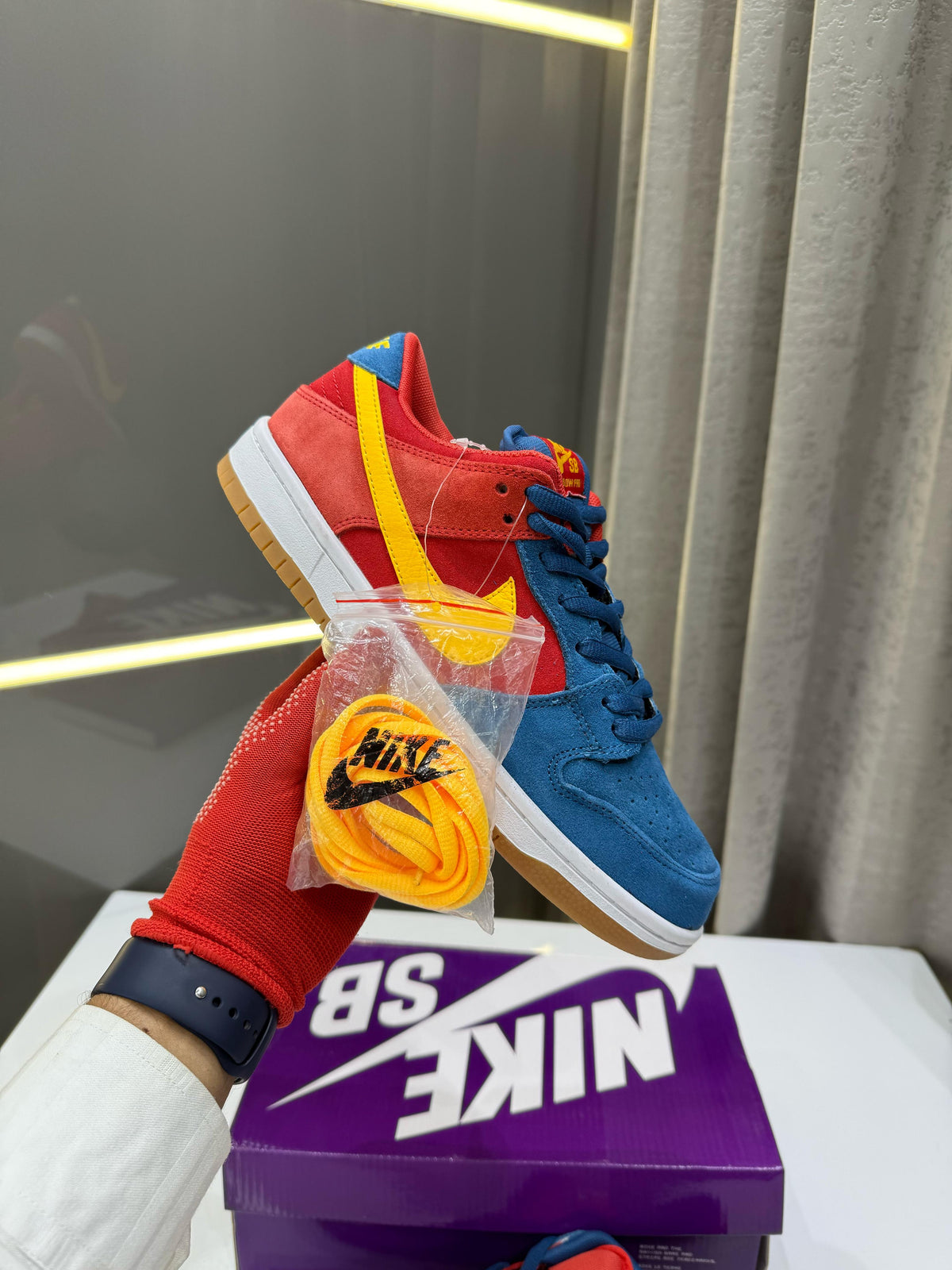 NIKE SB DUNK LOW FC BARCELONA  CATALONIA