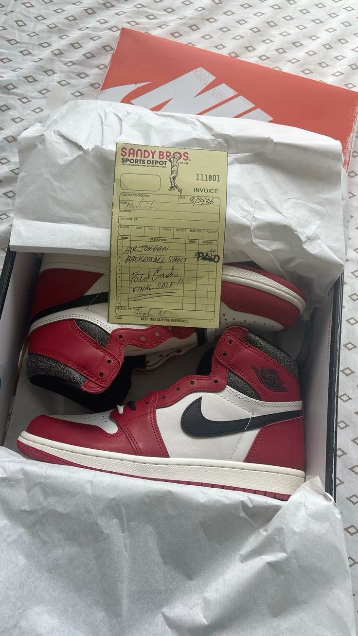 AIR JORDAN 1 HIGH LOST & FOUND U.A