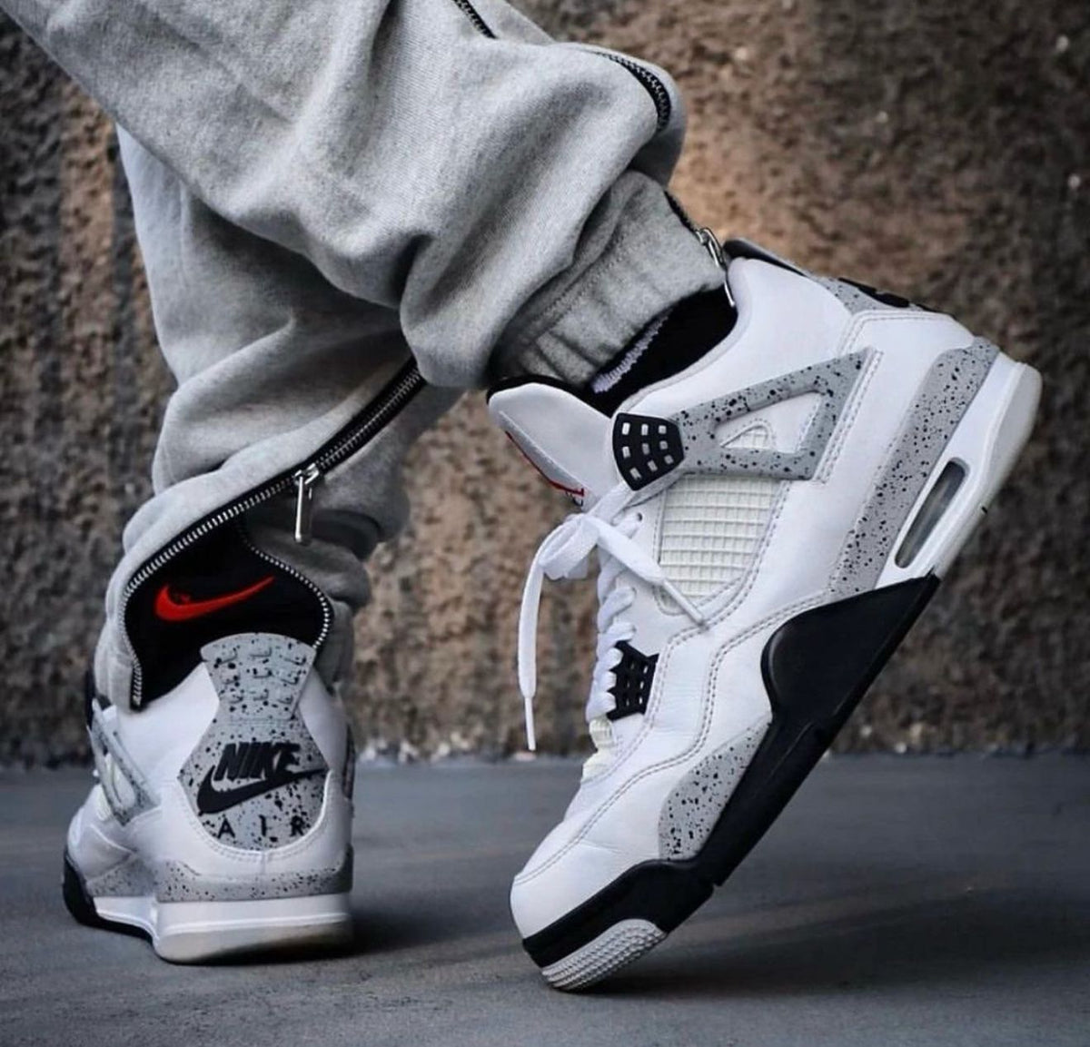 AIR JORDAN RETRO 4 WHITE CEMENT U.A