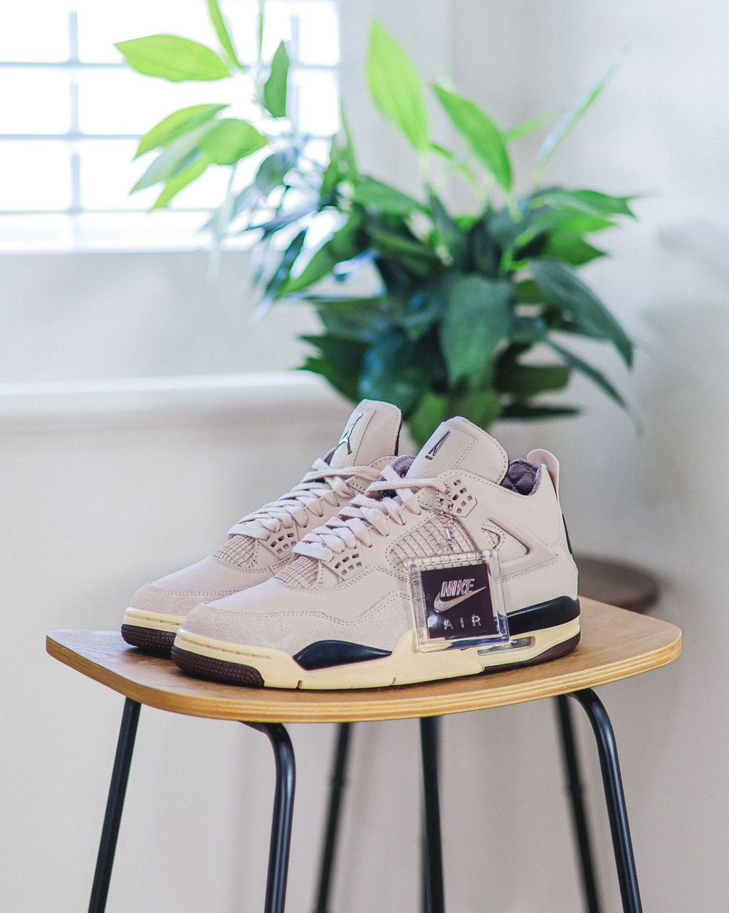 AIR JORDAN RETRO 4 X MA MANIERE