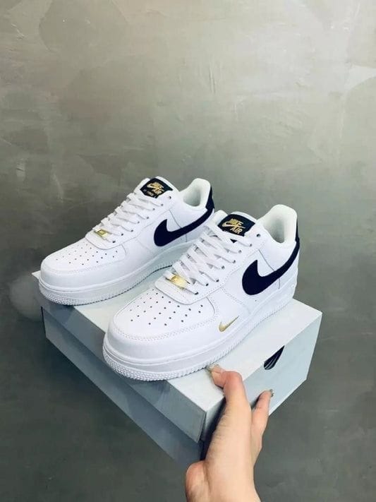NIKE AIRFORCE ONE WHITE BLACK GOLD