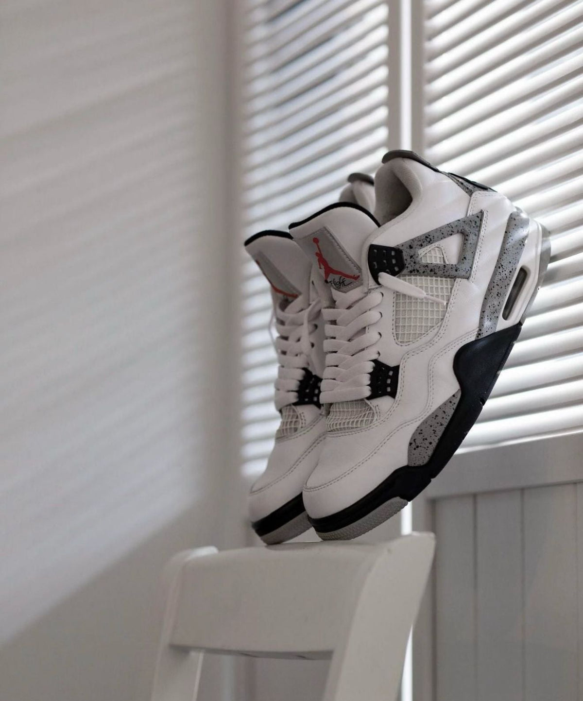 AIR JORDAN RETRO 4 WHITE CEMENT U.A