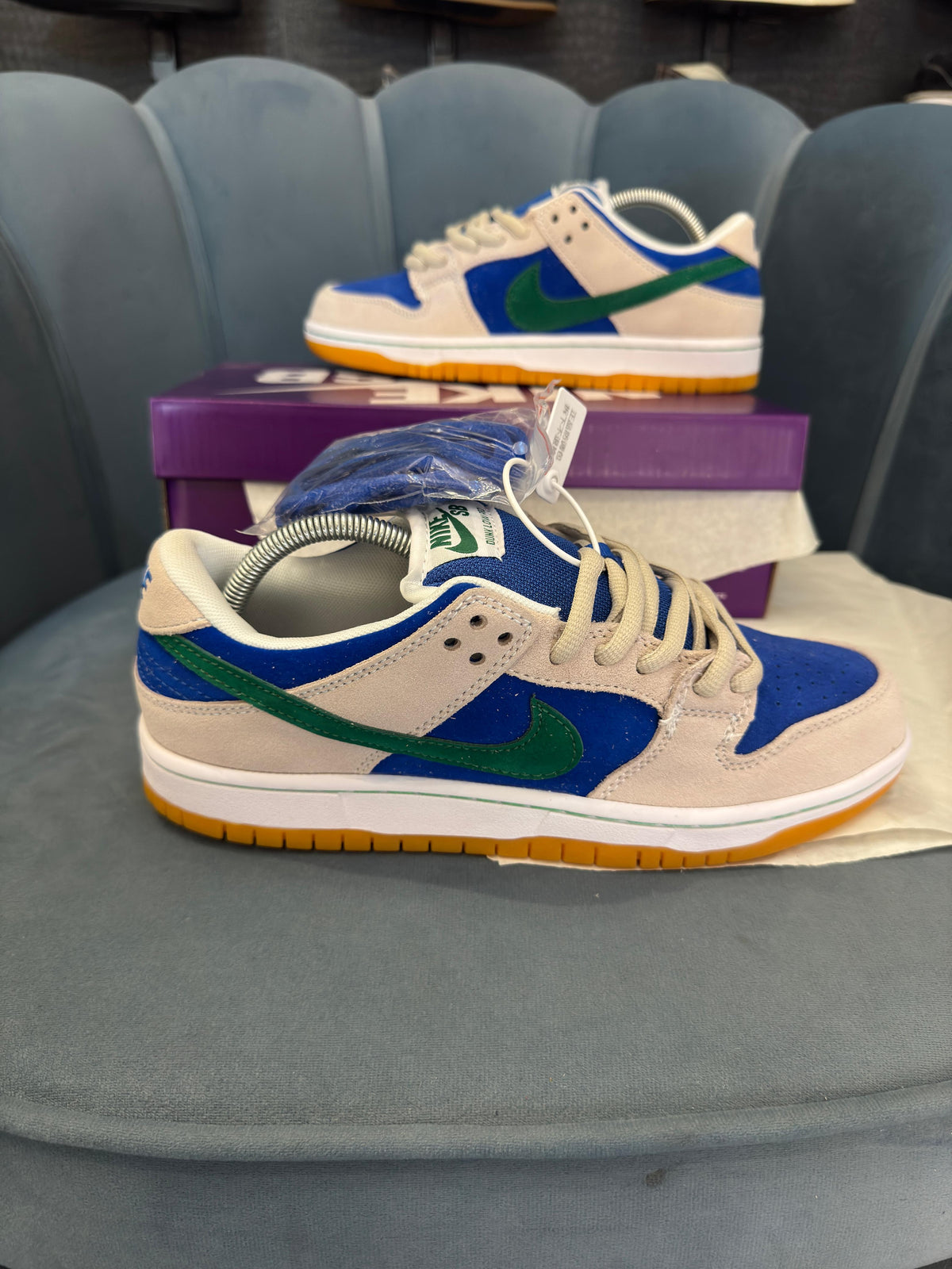 NIKE SB DUNK LOW HYPER ROYAL
